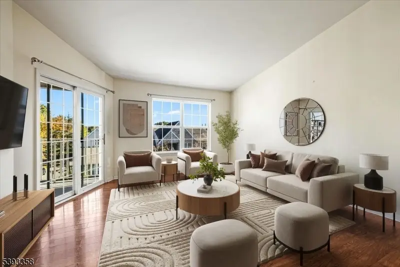 13 Parkside Ct, Wayne, NJ 07470 - Image #3