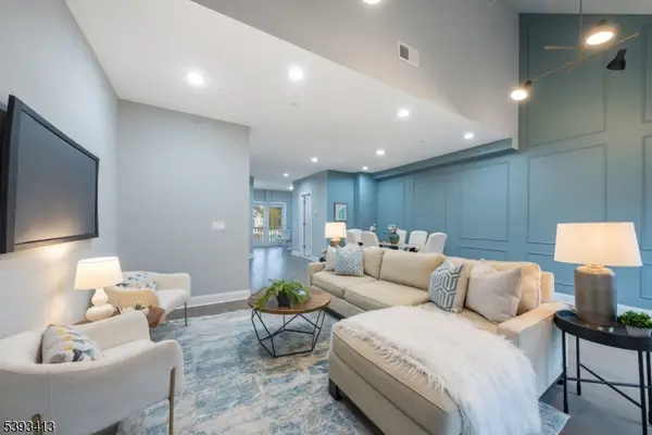 16 Riverbend Ct, New Providence Boro, NJ 07974