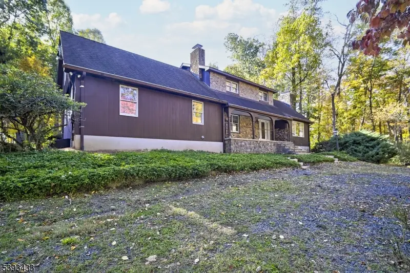 229 Lambertville Hq Rd, Delaware Township, NJ 08559 - Image #2