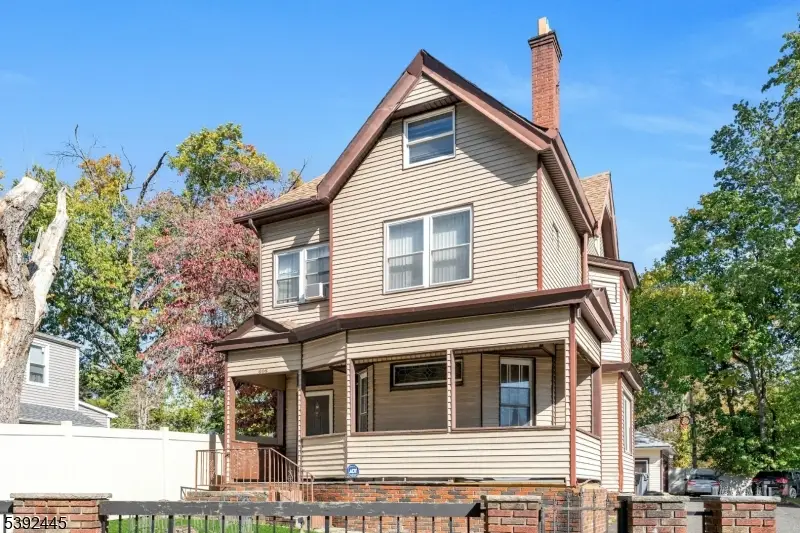 608 Springdale Ave, East Orange, NJ 07017 - Image #2
