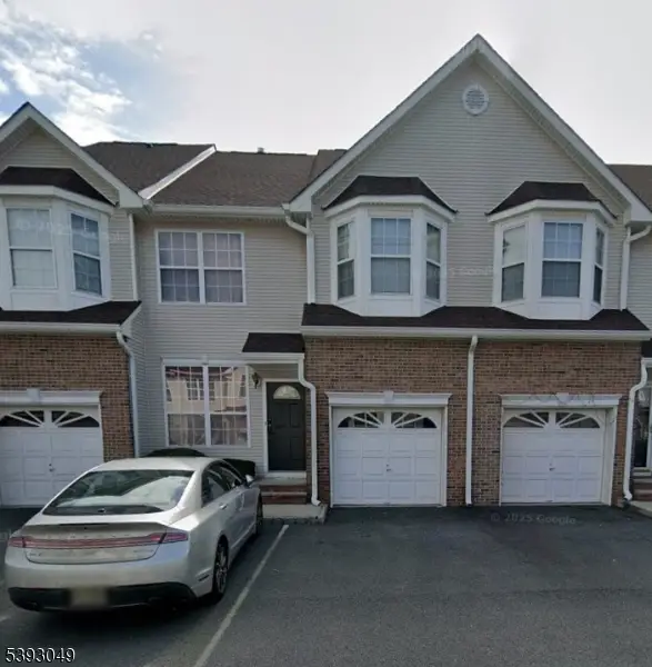 12 Gallop Ln, Franklin Township, NJ 08873 - Image #1