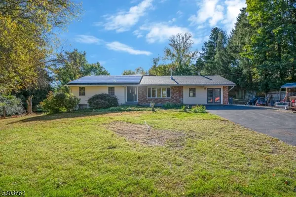 316 Spring Garden Rd, Holland Twp., NJ 08848