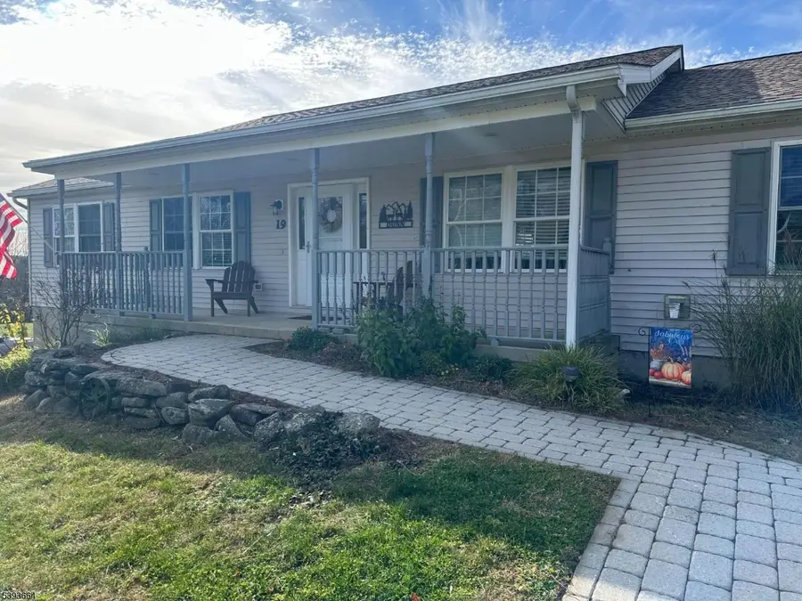 19 Card Rd, Wantage, NJ 07461 - Image #2