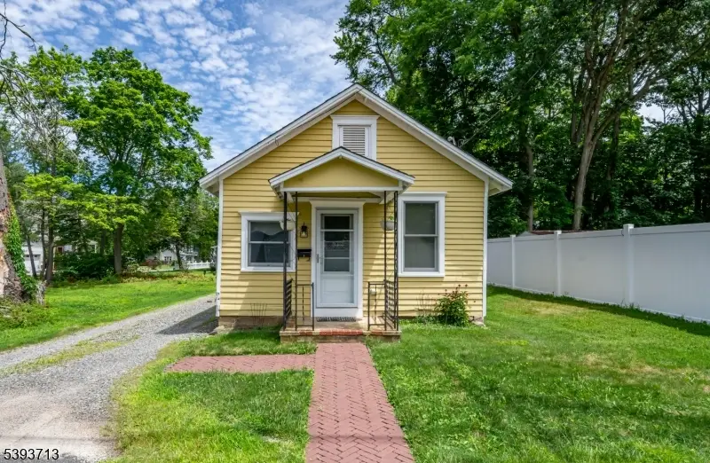 4 Spring St, Budd Lake, NJ 07828 - Image #1