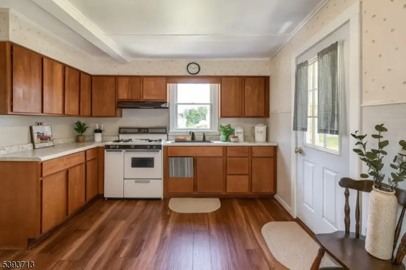 4 Spring St, Budd Lake, NJ 07828 - Image #3