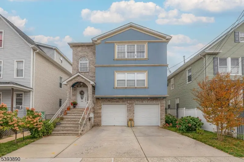 636 Norwood Ter, Elizabeth, NJ 07202 - Image #1