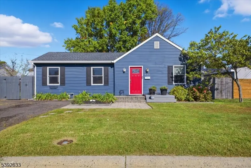 525 Washington Ave, Union Beach, NJ 07735 - #1