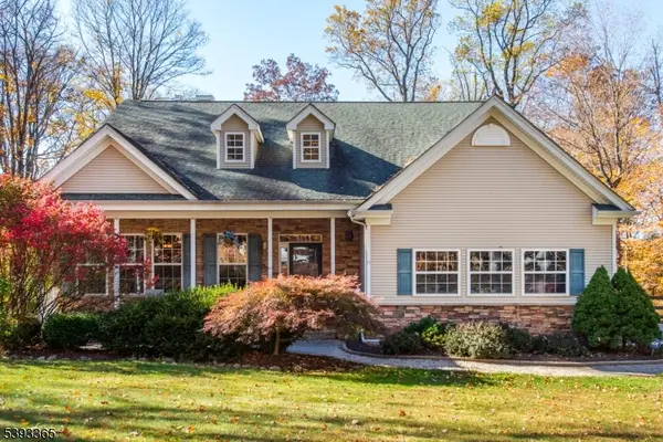 15 Castle Rock Rd, Jefferson Twp., NJ 07849