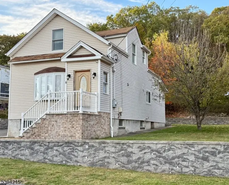 8 Avenue B, Haledon, NJ 07508 - #1