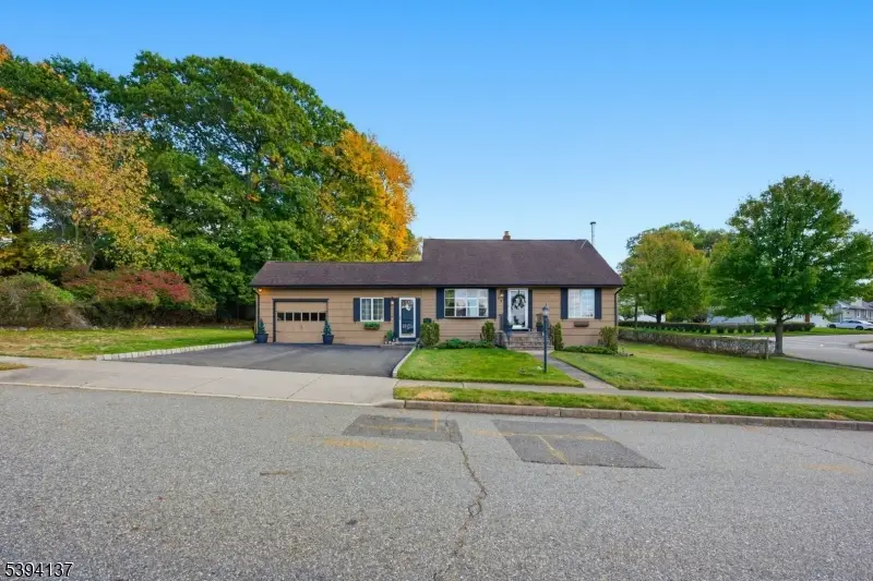 29 Kay Road, Woodland Park, NJ 07424 - Image #2