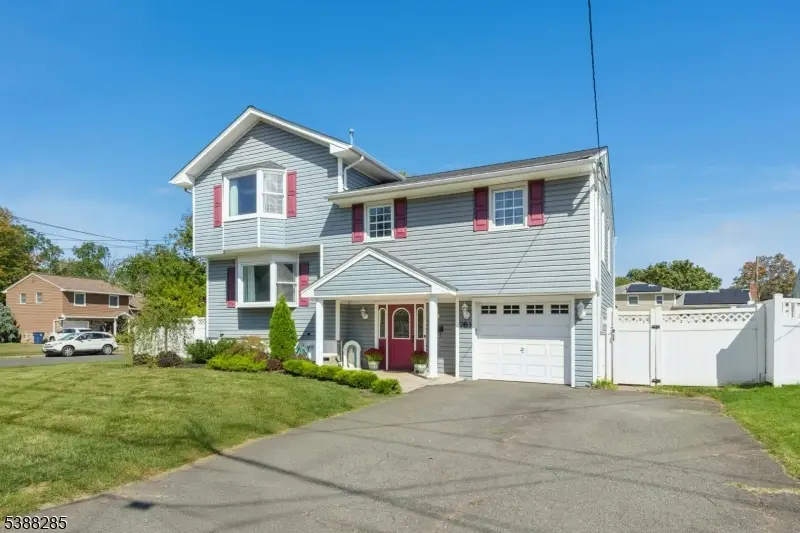 783 Riverbend Drive, Clark, NJ 07066 - Image #3