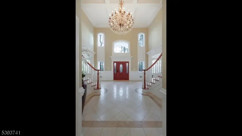 115 Old Somerset Rd, Watchung, NJ 07069 - Image #3