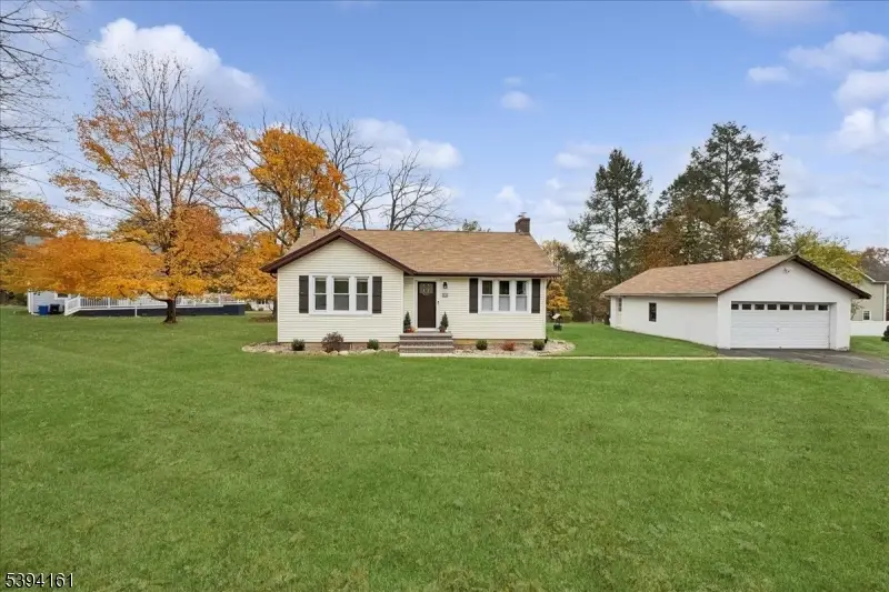 11 Unneberg Ave, Succasunna, NJ 07876 - Image #2