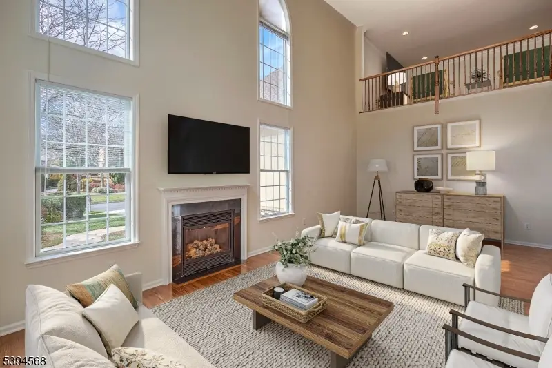 5 Young Ct, Chester Township, NJ 07930 - Image #3