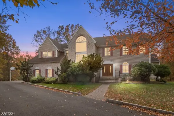 34 Solomon Dr, Bridgewater Twp., NJ 08807