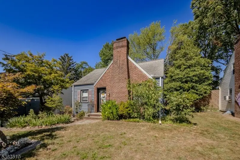 520 Ayres Ave, North Plainfield, NJ 07063 - Image #1