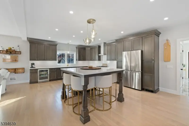 574 Ridgedale Ave, East Hanover, NJ 07936 - Image #3