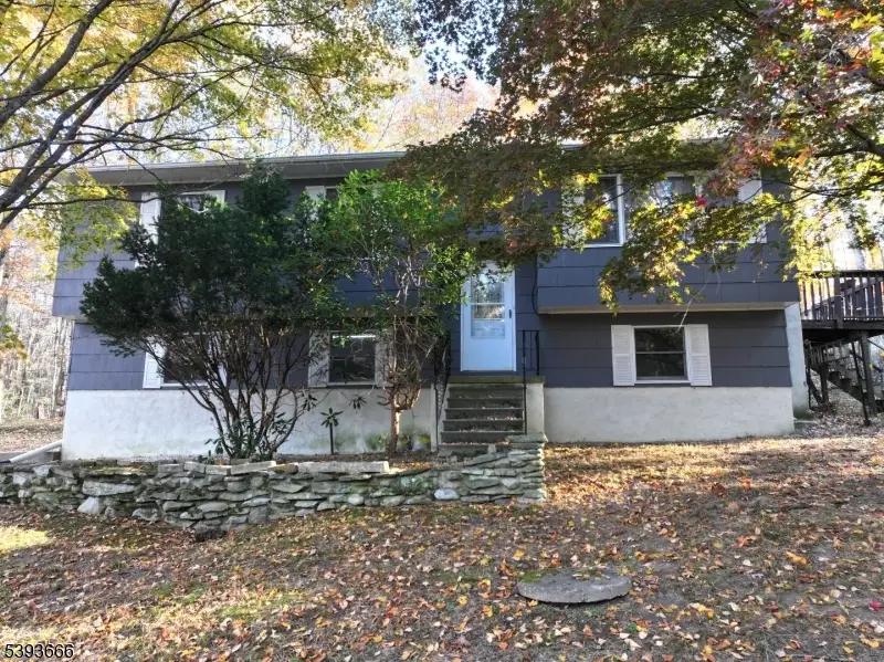 515 Kemah Lake Rd, Frankford, NJ 07826 - Image #1