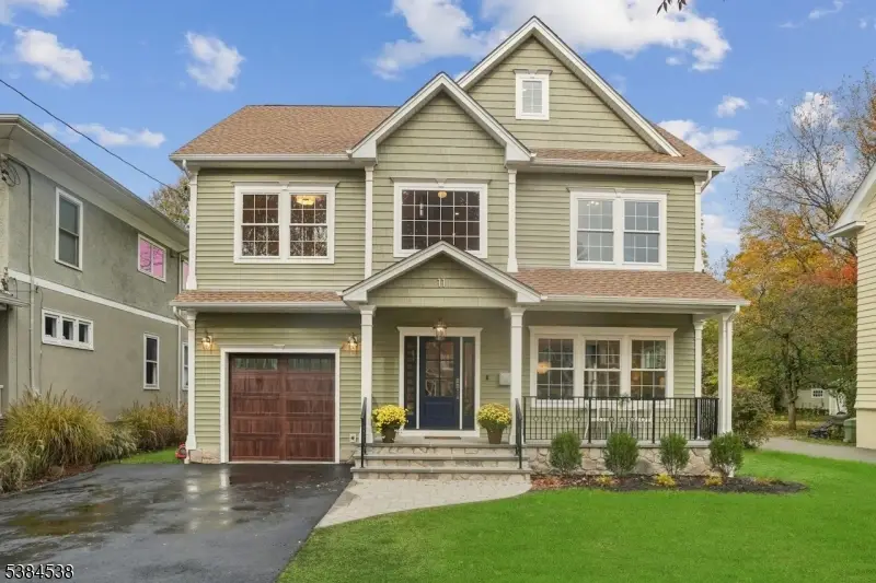 11 Oakview Ave, Maplewood, NJ 07040 - Image #1