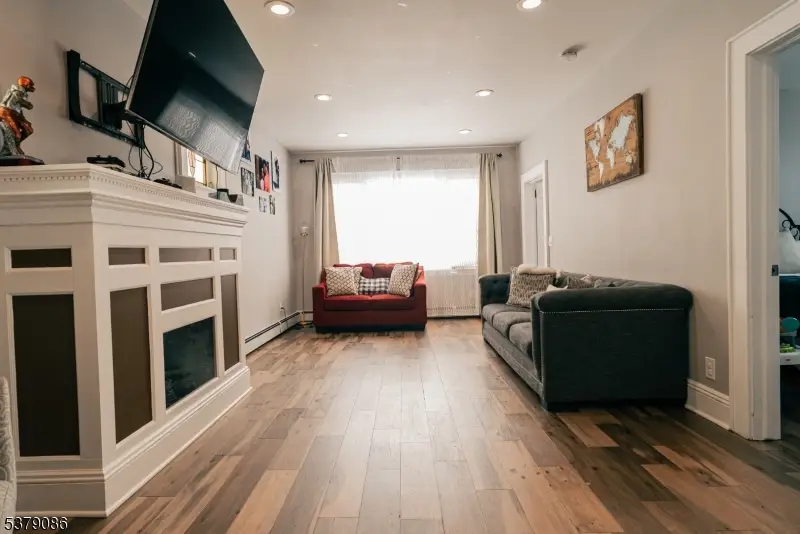 28 Laventhal Ave, Irvington, NJ 07111 - Image #2