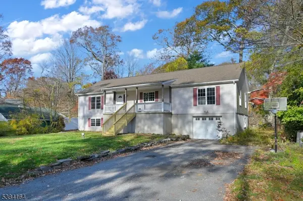 7 Chatham Rd, West Milford Twp., NJ 07480