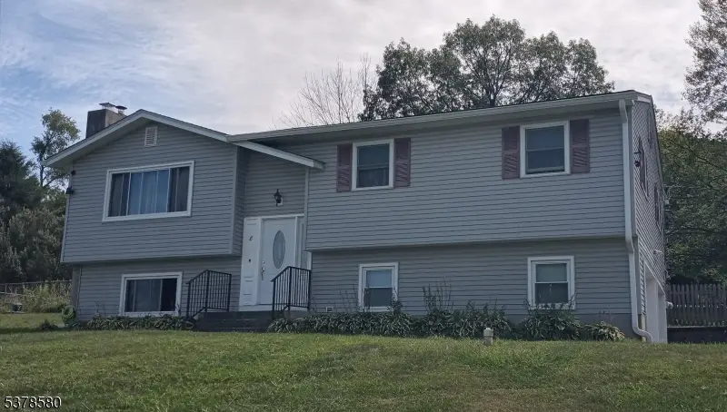 8 Nimbus Dr, Vernon Center, NJ 07462 - Image #1