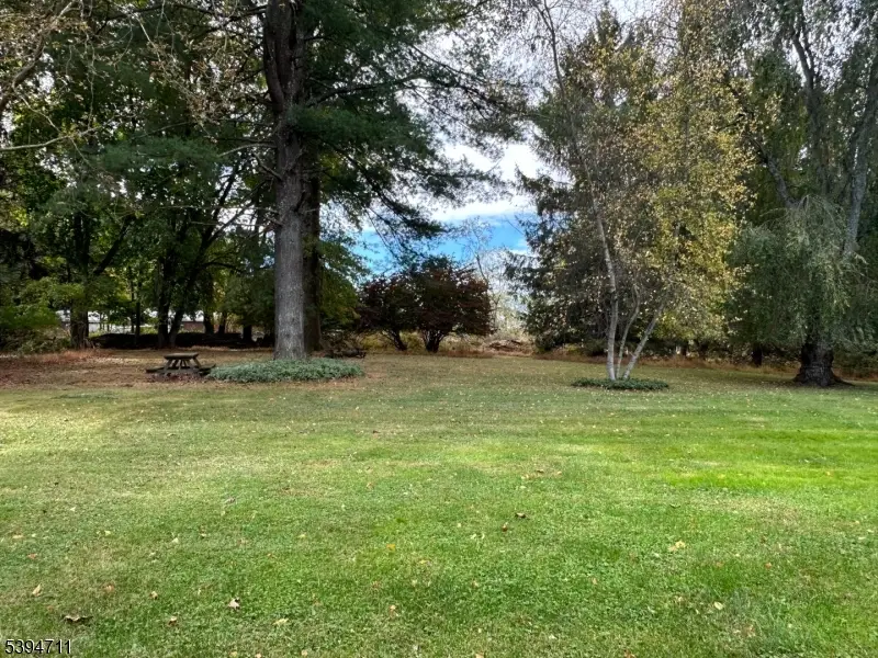 9 Brantwood Ter, Beattystown, NJ 07840 - Image #3