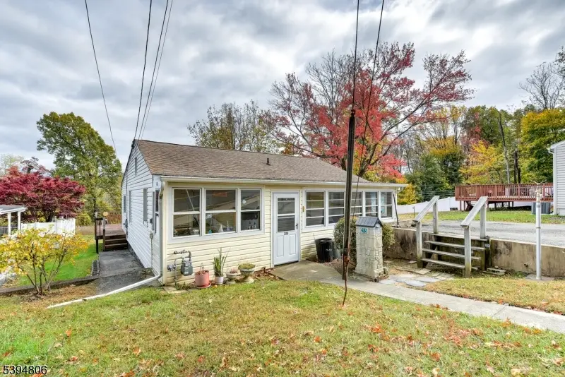 215 Washington Ave, Victory Gardens, NJ 07801 - #1