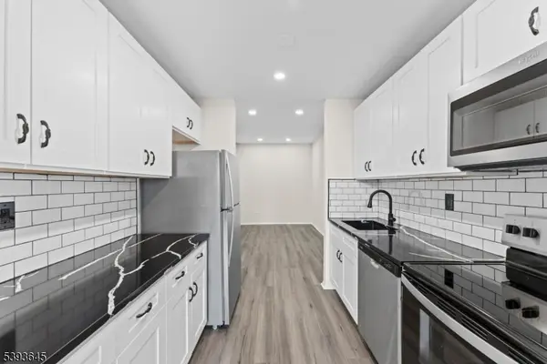 111 Mulberry St #8D, Newark City, NJ 07102