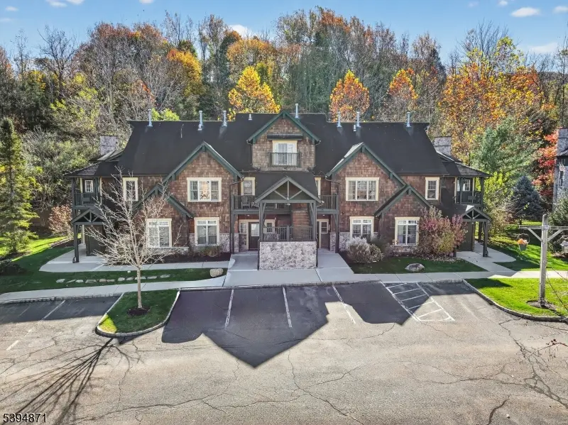 10 Pine Cres Unit 21 #21, Vernon, NJ 07462 - Image #1