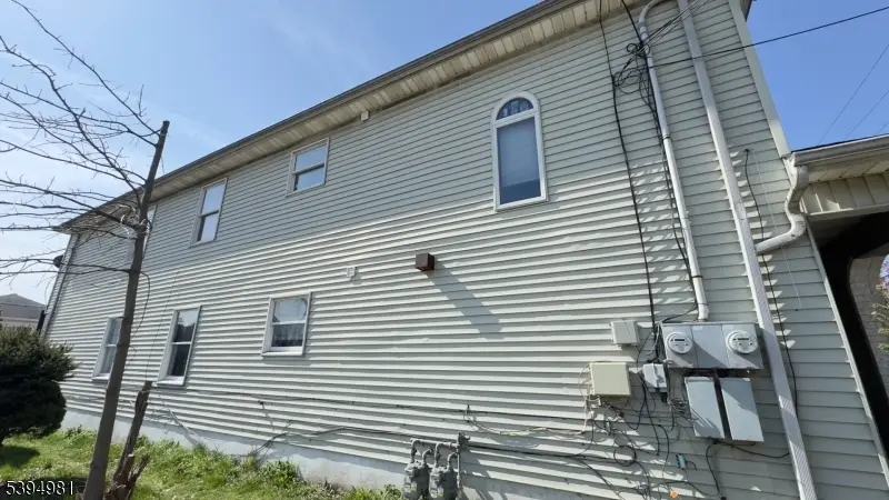 34 Erie St, Elizabethport, NJ 07206 - Image #2