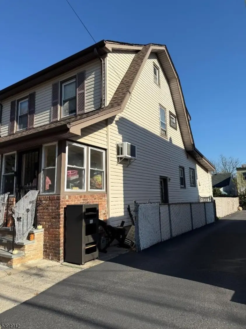 212 Stephens St, Belleville, NJ 07109 - #3