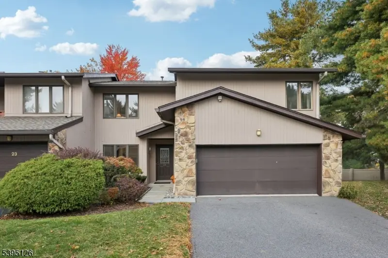 21 Cedarwood, Woodland Park, NJ 07424 - Image #1