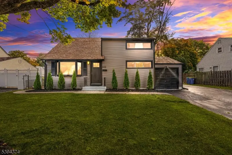 435 Warfield Rd, North Plainfield, NJ 07063 - #1