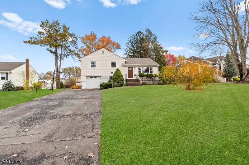 19 Petry Dr, East Hanover, NJ 07936 - Image #2