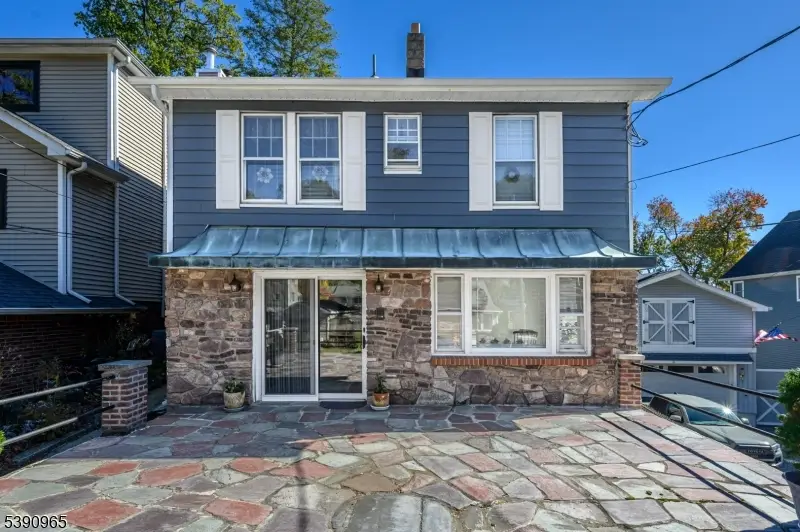 33 Shore Rd, Lake Hopatcong, NJ 07849 - Image #1