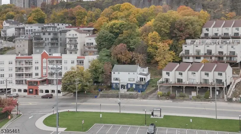 1106-1108 River Rd, Edgewater, NJ 07020 - #2