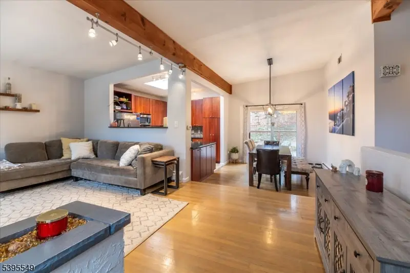 15 Kingsley Rd, Ringwood, NJ 07456 - Image #2