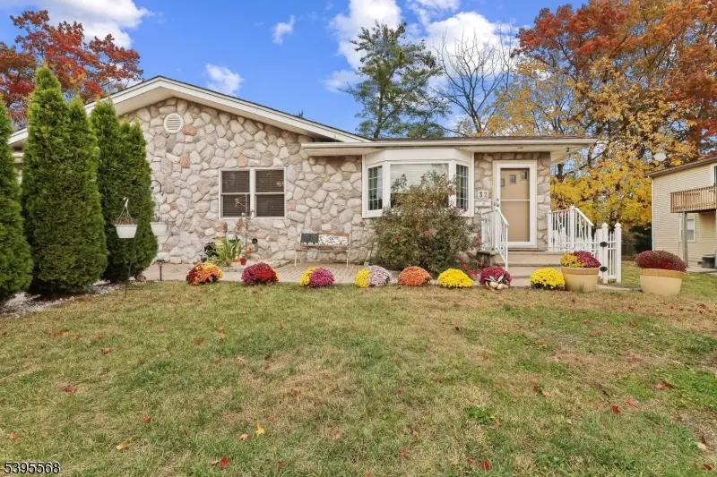 32 Ruby St, Springfield, NJ 07081 - Image #1
