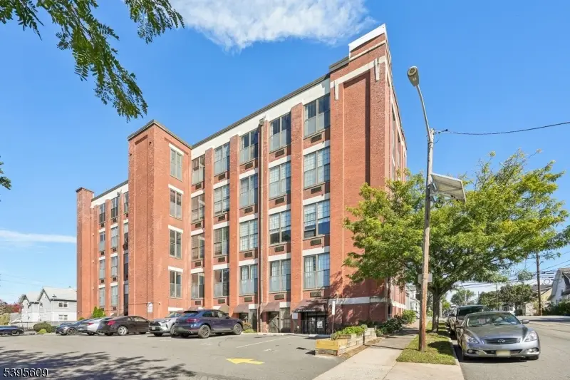 366-382 Trenton Ave #5D, Paterson, NJ 07503 - Image #1