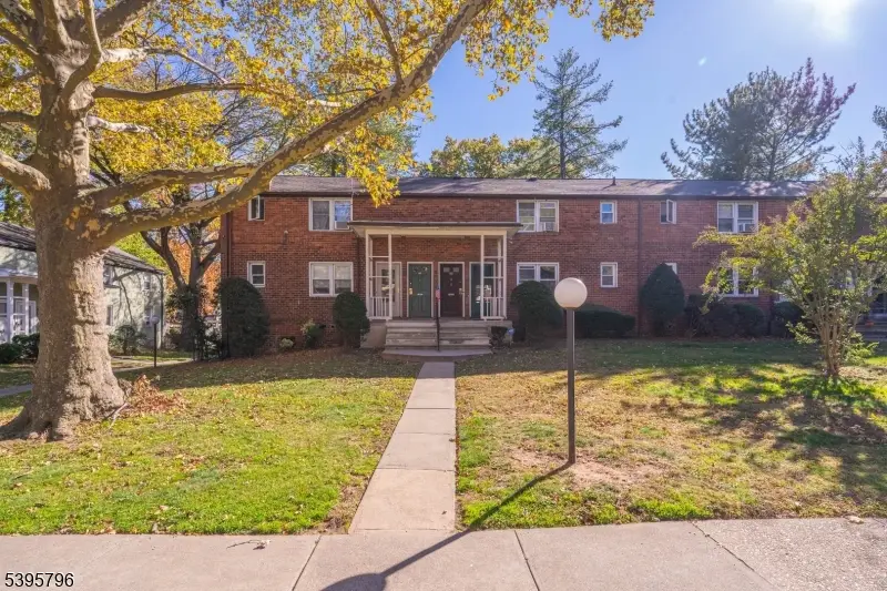 511 Brooklawn Ave #H1, Roselle, NJ 07203 - Image #2