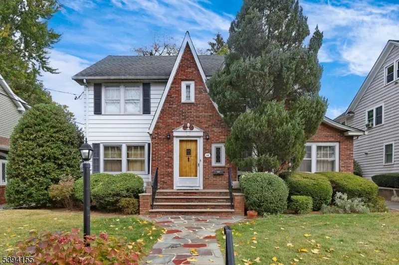 14 Laurel Ave, Clifton, NJ 07012 - #1