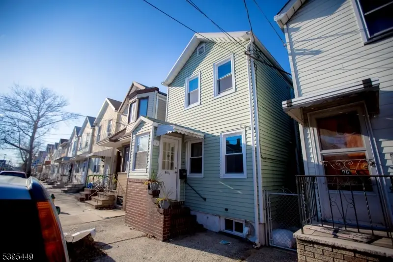94.5 Marne St, Newark, NJ 07105 - Image #2