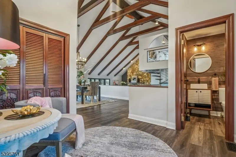 18 Fairview Dr, North Caldwell, NJ 07006 - Image #3