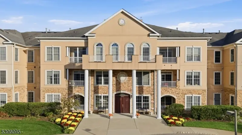 2210 Johnson Dr, Mount Hope, NJ 07866 - Image #1