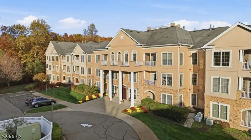 2210 Johnson Dr, Mount Hope, NJ 07866 - Image #2