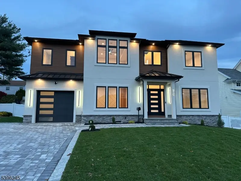 70 Anderson Dr, Clifton, NJ 07013 - #3