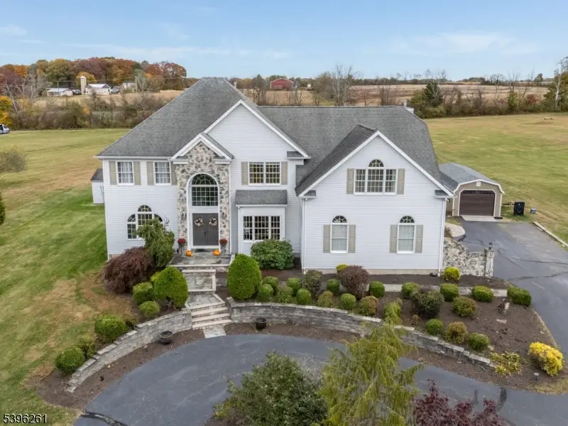 7 Maple Springs Road, Alexandria, NJ 08867 - Image #1