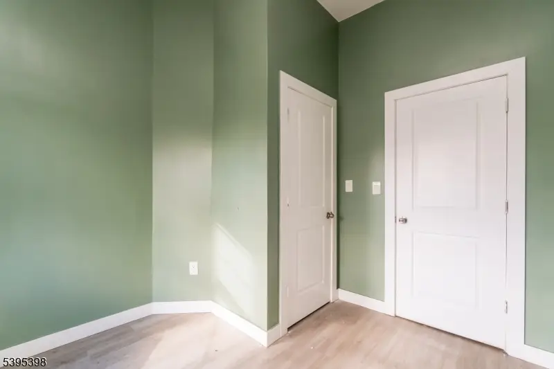 71 W Alpine St, Newark, NJ 07108 - Image #3