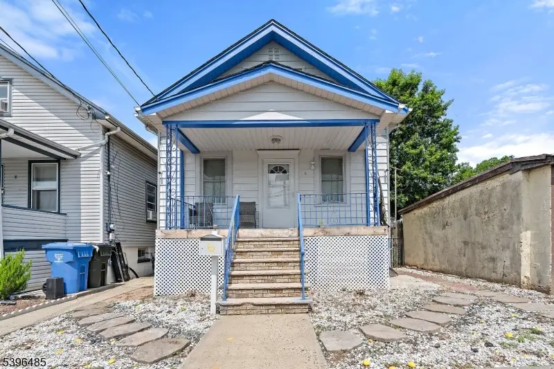 6 Worden Ave, Hopelawn, NJ 08861 - #1